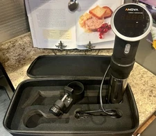ANOVA - Culinary Sous Vide Precision Immersion Cooker Bluetooth 800W PC 2.0