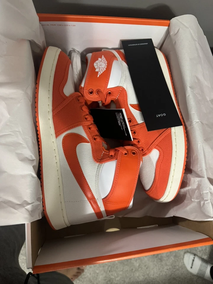 DS New Nike Air Jordan Retro 1 KO High Syracuse 2022 Size 9 Authentic Orange - Image 4 of 4