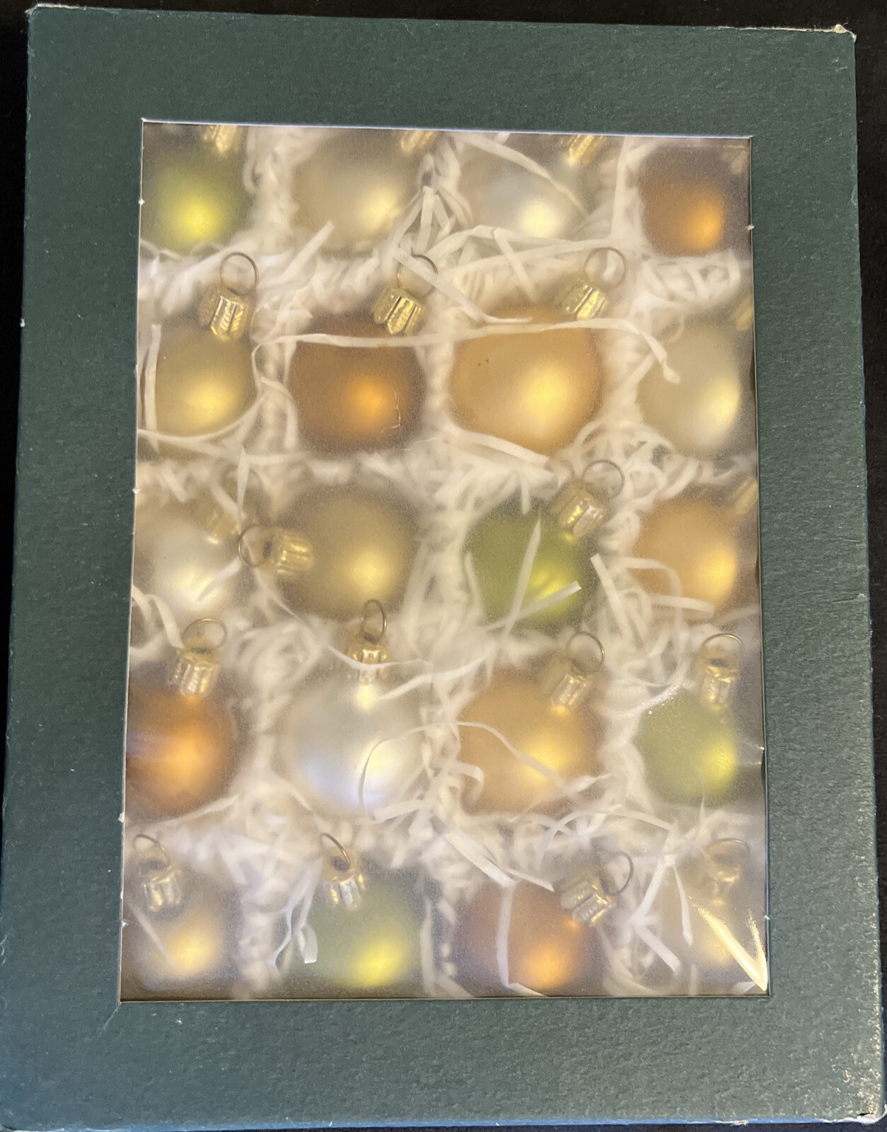 S & H LOT OF 20 CHRISTMAS GLASS ORNAMENTS SMALL BALLS MADE IN GERMANY