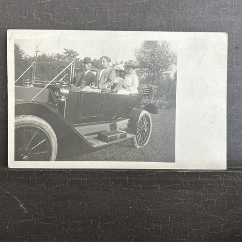 AZO RPPC Antik Auto Postkarte Top Down Cabrio großes Trittbrett mit Koffer