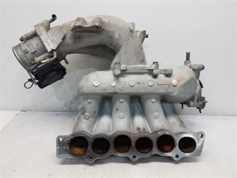 Nissan Murano 2003-2007 colector de admisión superior de 3,5 L Foto 2 de 4