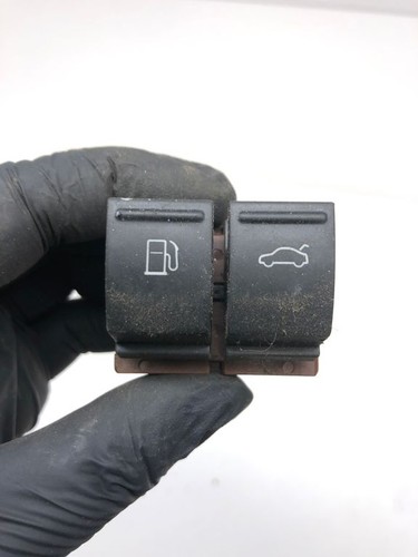 Volkswagen PASSAT B6 Schalter Tankdeckel Tankklappe Tankentriegelung DRA80355