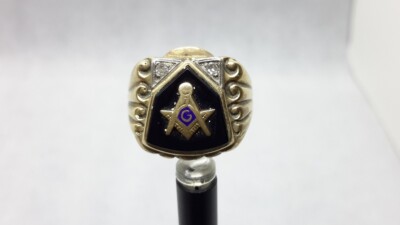 MASONIC FREEMASONS 10K GOLD ONYX MENS SIGNET RING. Diamonds. JOHN ALDEN