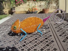 Beaded land: Chameleon