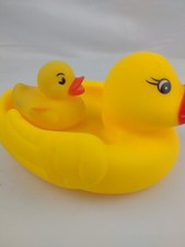 Mom and Baby Rubber Duck Bath Tub Squeak Toy