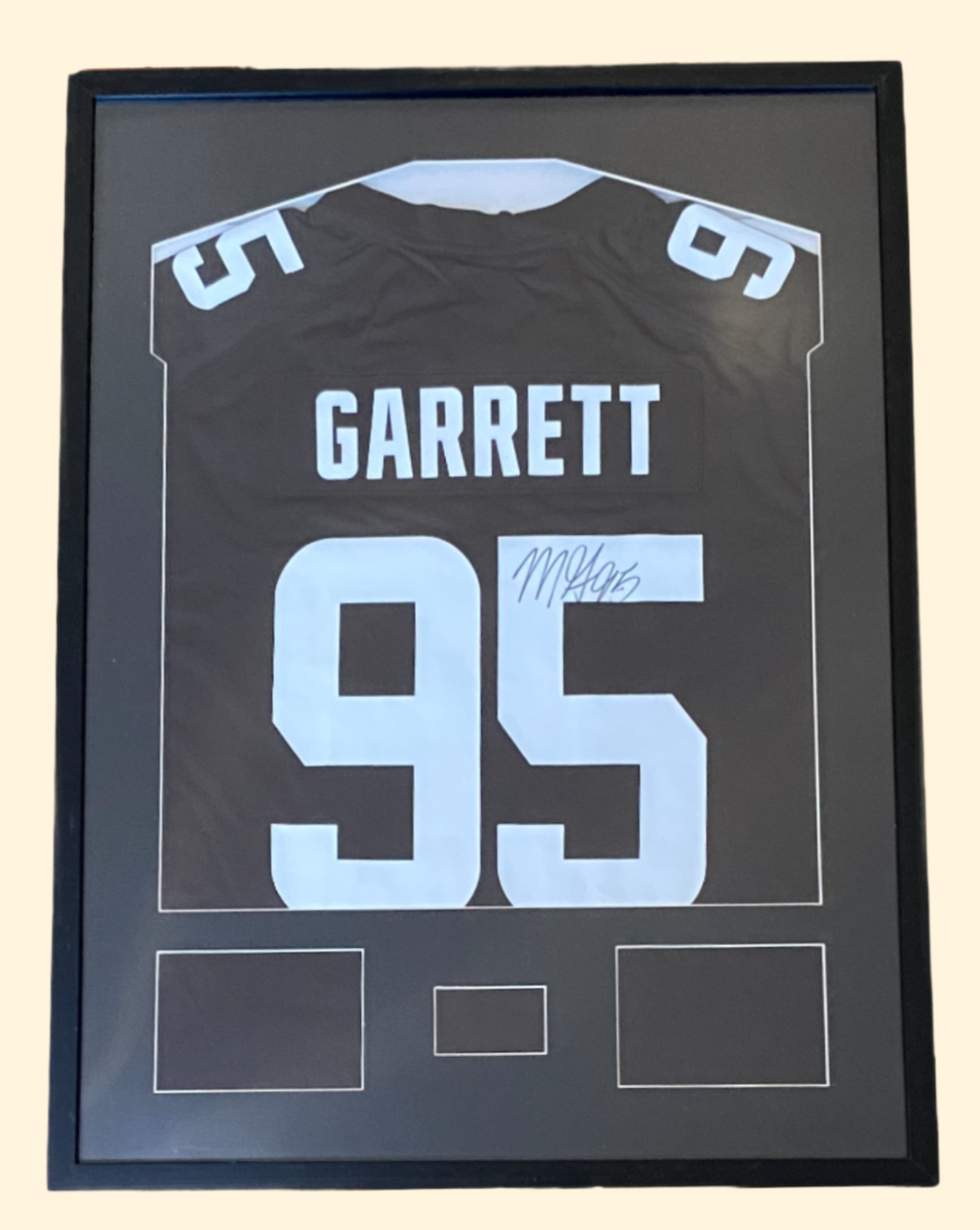 Myles Garrett Autographed Signed Cleveland Browns Browns Nike Vapor Jersey NWT Beckett COA 