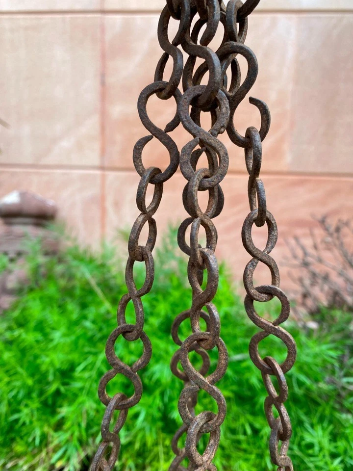 Antigua olla antigua de hierro forjada a mano rara de 1700 con soporte colgante de techo Foto 4 de 4