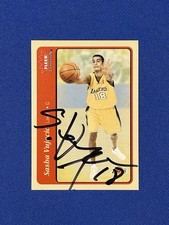 2004-05 Fleer Tradition Sasha Vujacic #247 RC Signed Auto Autograph Z