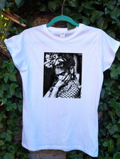 Frida Kahlo, Mexican Painter, folk art, surrealist - woman's SCREEN PRINTED