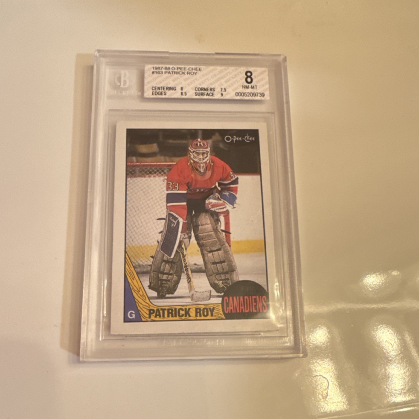 1987-88 O-Pee-Chee - Patrick Roy #163 Montreal Canadiens (BGS 8)