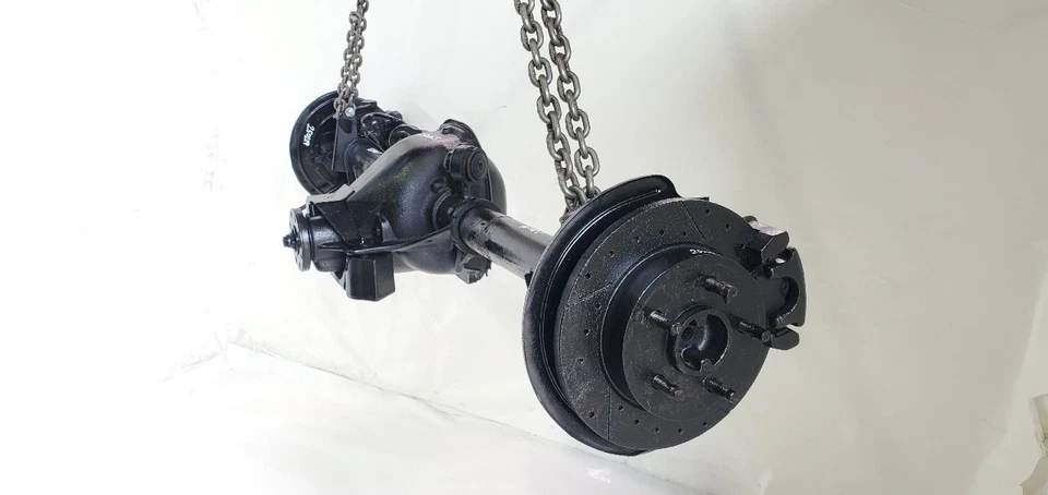 Ford Mustang 1995 1998 OEM eje trasero 8,8" anillo engranaje tracción trasera automático 5,0 L Foto 3 de 4