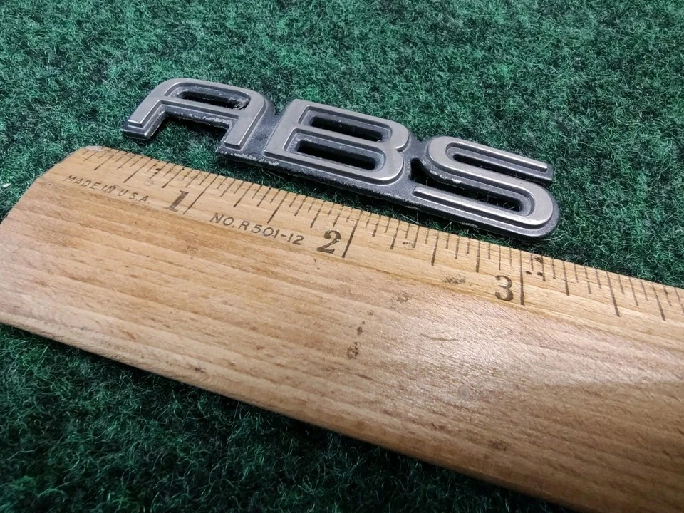 GMC 3500 SAVANA SIERRA 2001-2007 ABS EMBLEMA LATERAL INSIGNIA LOGOTIPO FABRICANTE DE EQUIPOS ORIGINALES 5S5 Foto 2 de 4