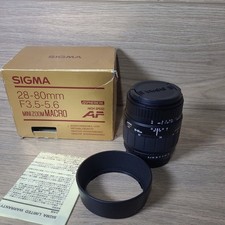 Sigma Zoom 28-80mm f3.5-5.6 Macro Lens for Pentax with hood and box