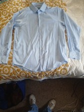 Men's Hart Schaffner Marx Medium Long Sleeve Blue Button-Up Dress Shirt.