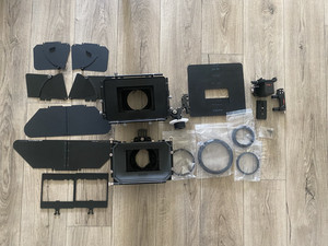 Tilta MB-T04 4x5.65 Carbon Fiber Matte Box + Genus Matte Box Follow Focus Kit