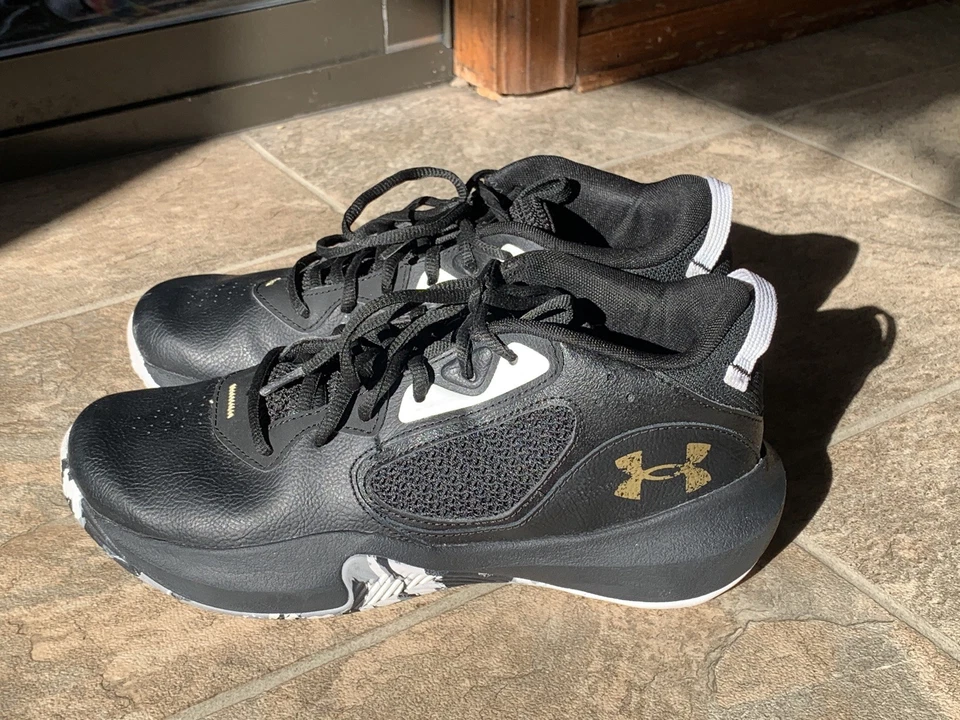 Under Armour Unisex Lockdown Basketball shoe Size 8 men 9.5 women black gold - Image 4 of 4