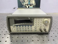 Agilent 33220A 20MHz Function / Arbitrary Waveform Generator, Tested Output