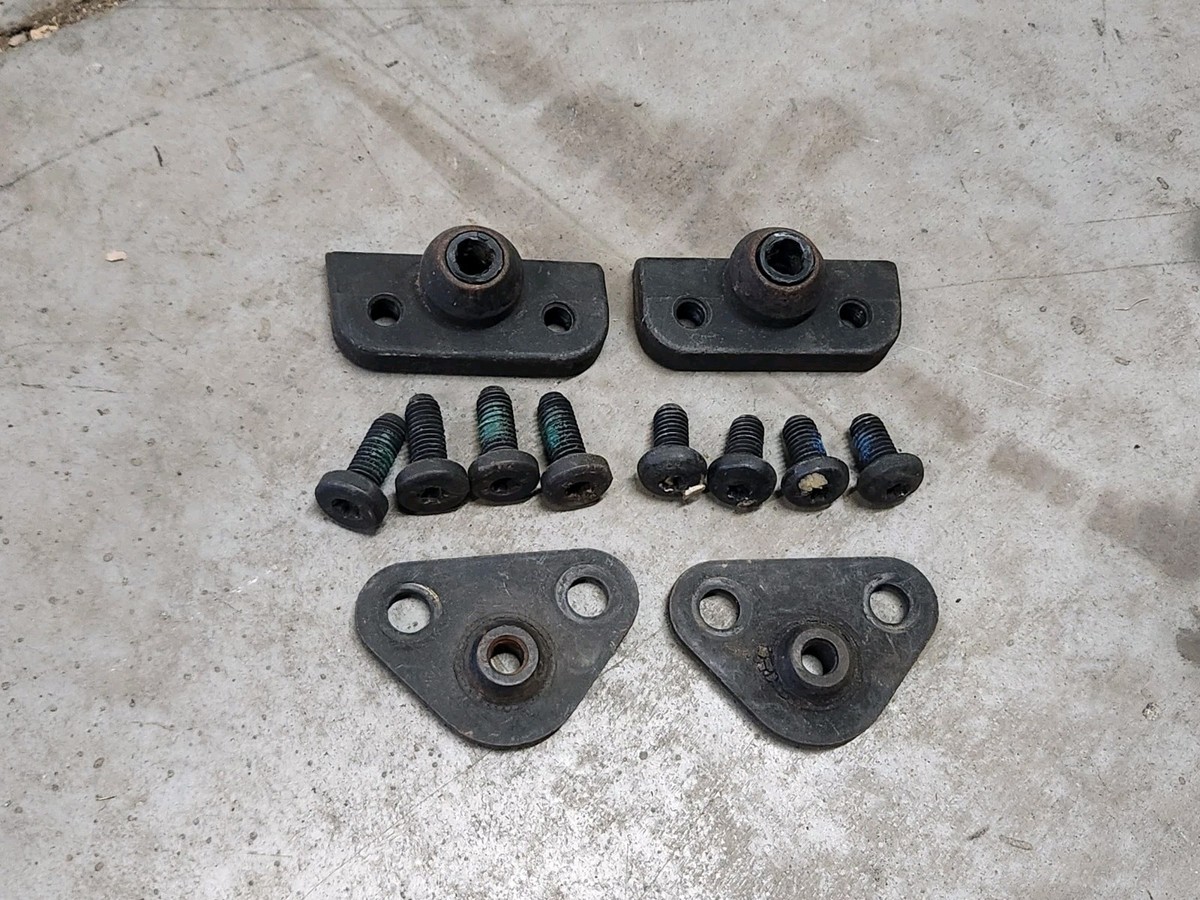 89 96 Corvette TARGA TOP BRACKETS Hardware Mounts C4 Roof Panel 90