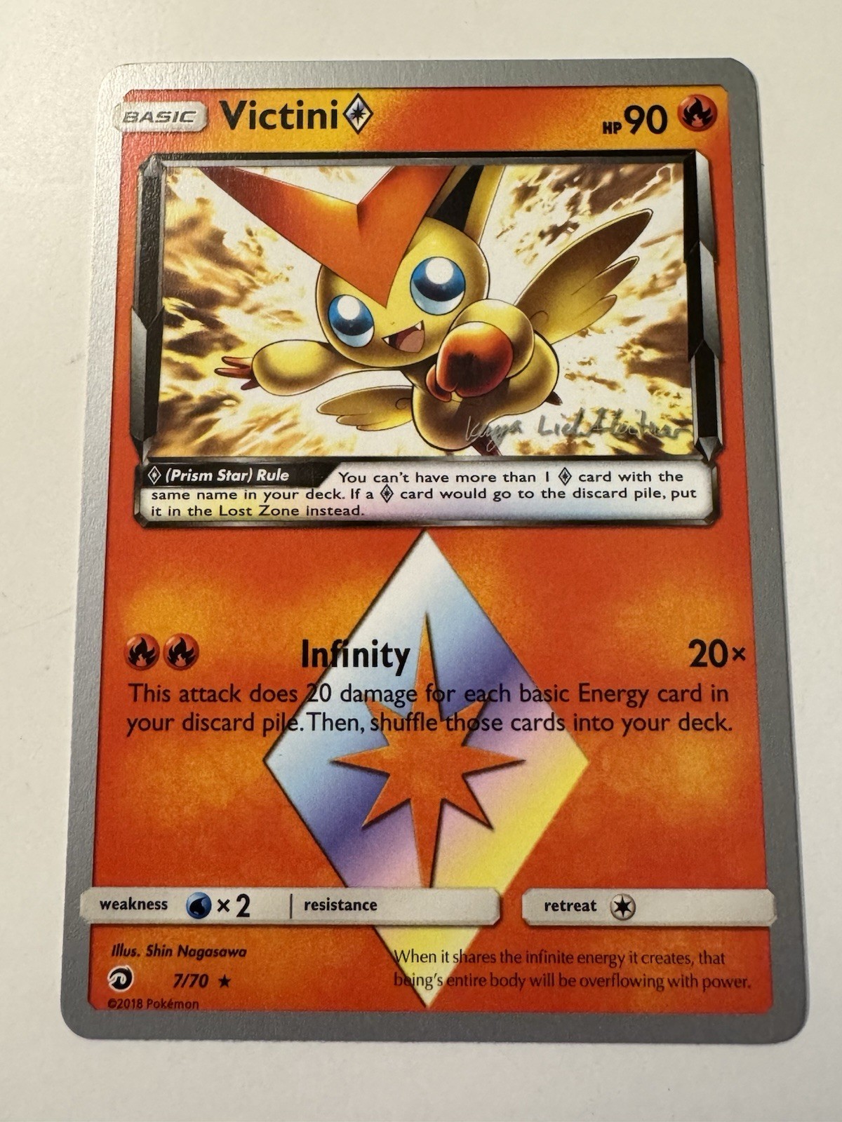 Victini Prism Star - Pokemon World Championships 2019 - 7/70 - Prism Rare - NM