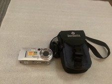 SONY 3.2 MEGA PIXELS CYBER SHOT CAMERA UNTESTED FOR PARTS REPAIR WITH CASE