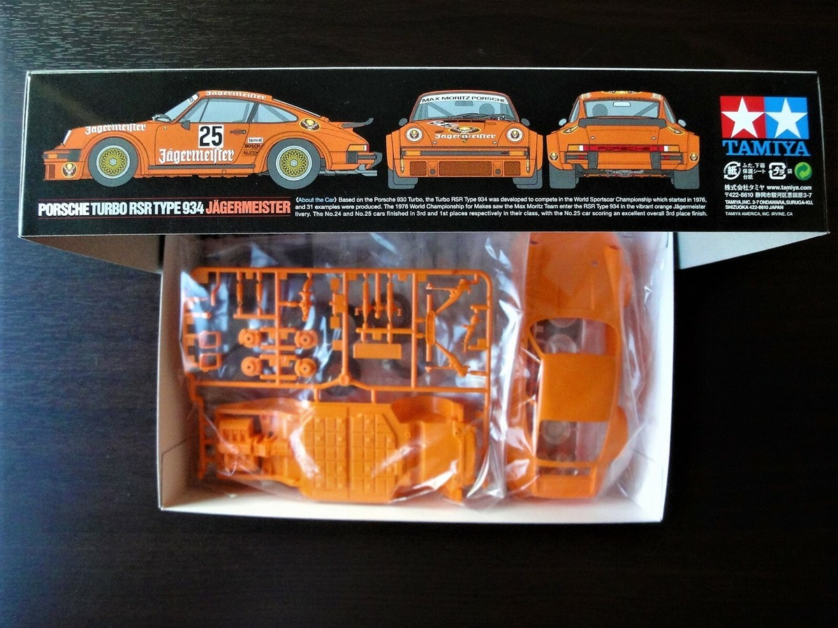 TAMIYA 1/24 Porsche Turbo RSR Type 934 JAGERMEISTER with
