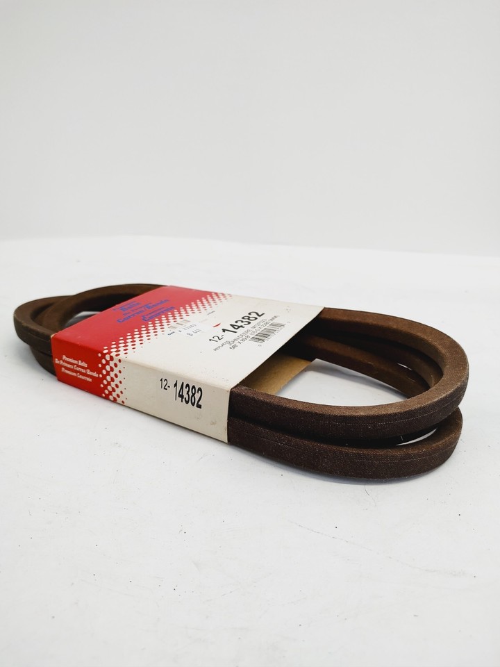 John Deere (2-Pack) Original Equipment V-Belt - M174506,2