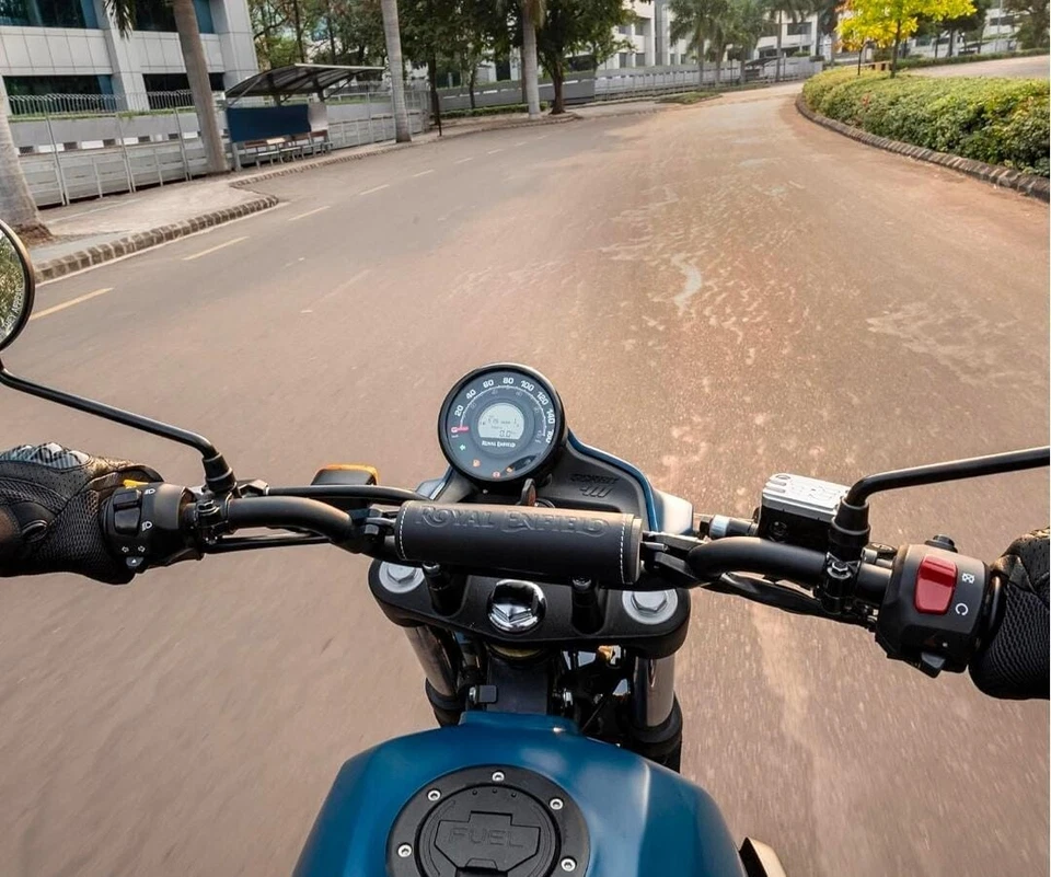 "BLACK ADVENTURE PLUS HANDLEBAR" FIT FOR ROYAL ENFIELD HIMALAYAN 411 & SCRAM 411 - Image 4 of 4