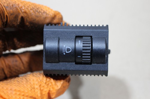 LWR Schalter Leuchtweitenverstellung 6Q0941333B / 6X0972926 VW Polo 9N1 Bj.05
