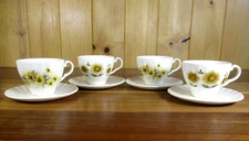 4 VINTAGE JOHNSON AUSTRALIA CUPS & SAUCERS 2 x SUNFLOWER 2x DAISY