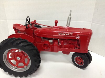 ミニカー　アメリカントラクター　McCORMICK FARMALL PRODUCT MINIATURE INTERNATIONAL HARVESTER McCORMICK FARMALL