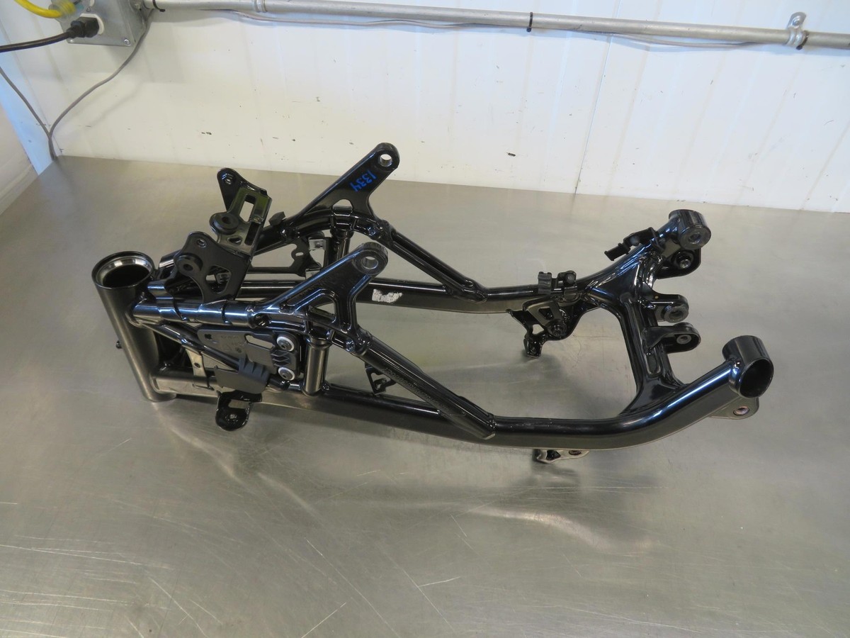 EB1334 2024 24 DUCATI HYPERMOTARD 698 MONO RVE FRAME VIN