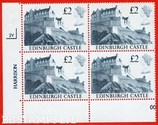 SG. 1412. UK3. £2.00 Indigo. An UNMOUNTED MINT cylinder " 2V " block of  B82971