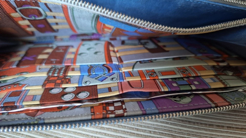 Cartera Larga Hermes Azap Todo Cuero Cremallera Alrededor en Azul Jean Epsom Excelente Foto 4 de 4