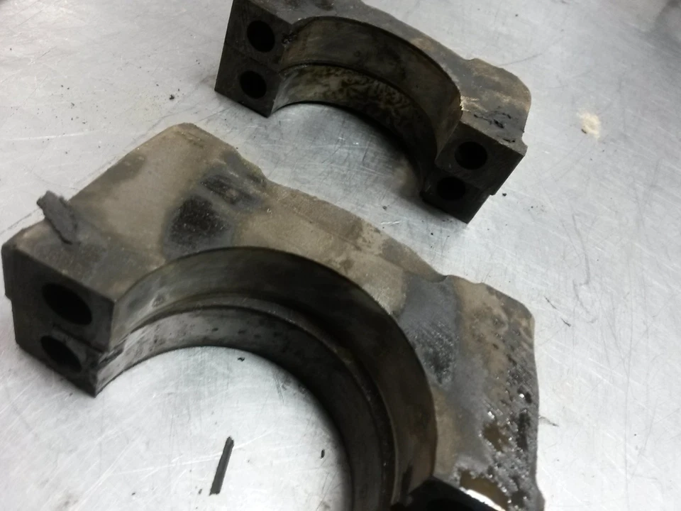 Engine Block Main Caps For 92-95 Dodge Caravan  3.3 - Image 3 of 4