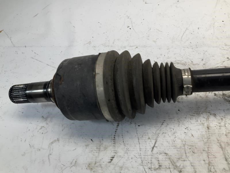95-98 Maserati Ghibli S Q4 3.0 AWD AT Rear Right Axle Shaft OEM B