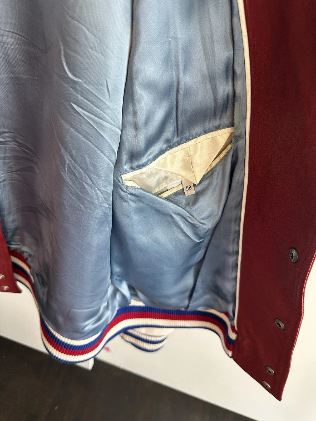 Giacca di pelle Gucci Varsity "Blind for Love" ape bordeaux