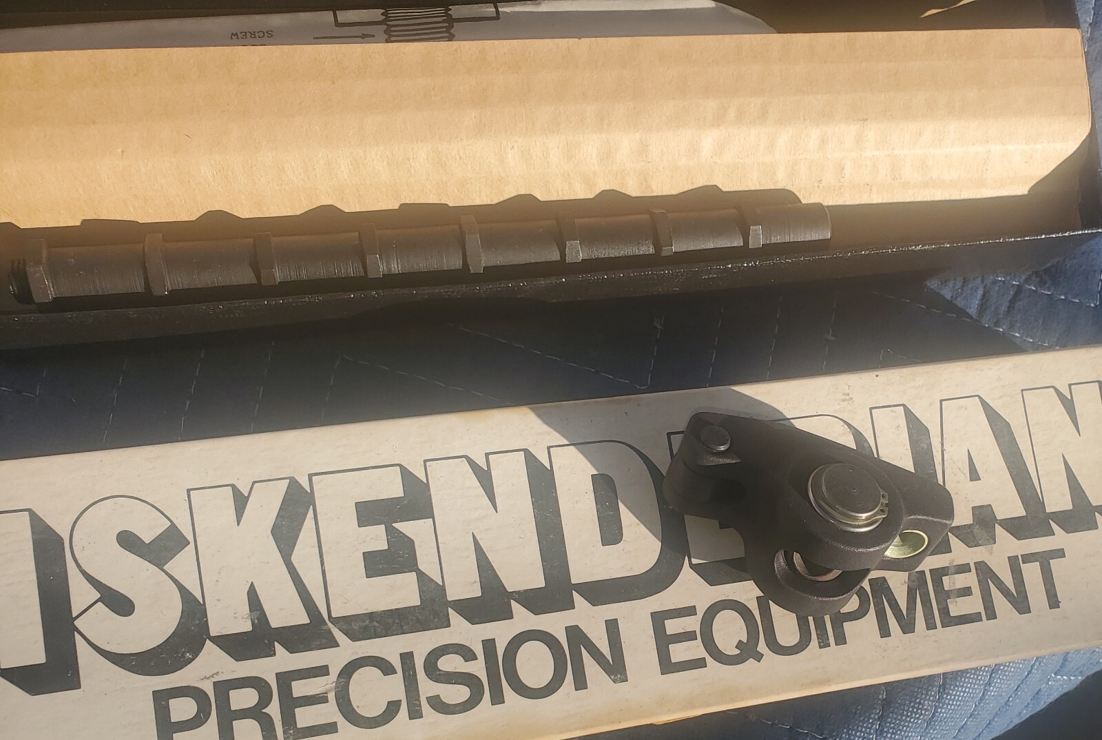 NEW IN BOX Iskendarian Isky Roller Rocker Arm Set SBC Chevy 302 327 350