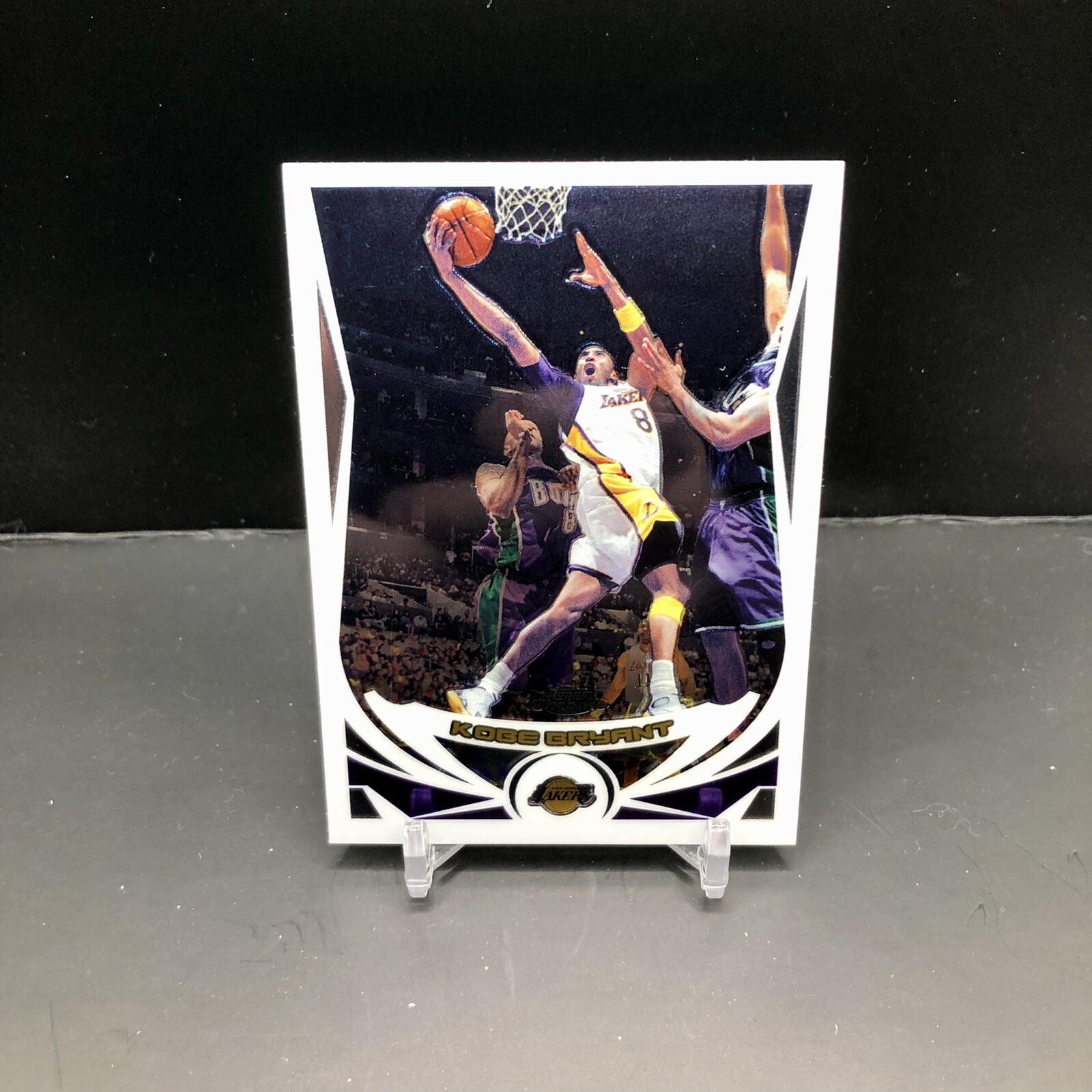 2005 Topps Chrome Kobe Bryant #8 Los Angeles Lakers