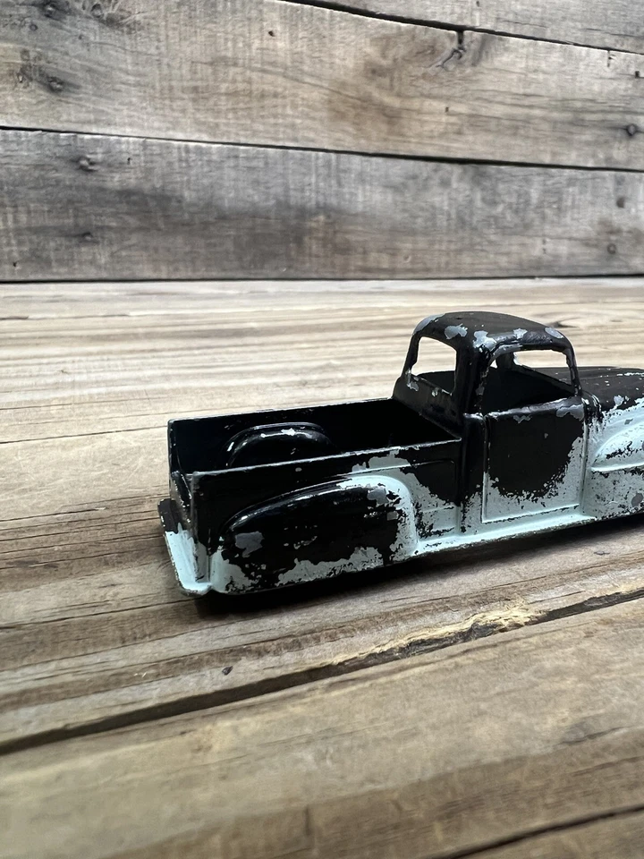 AS-IS! For Parts! Vintage 1949 Tootsietoy Ford F1 Pickup Open Tailgate Truck 3"! - Image 4 of 4