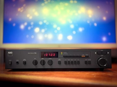 NAD 7020E  RaRe  (1988) Vintage Stereo Receiver