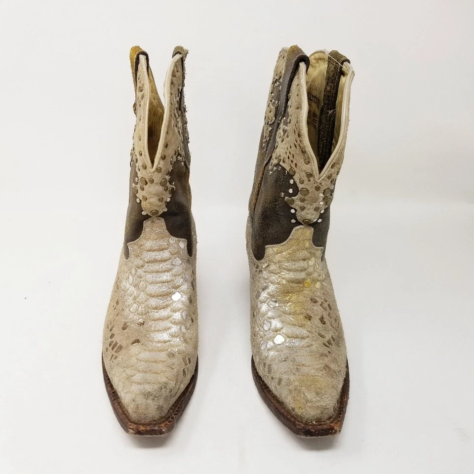 Botas vaqueras Ferrini desgastadas con tachuelas para mujer de cuero talla 6,5 Boho Festival Foto 3 de 4