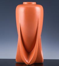 WONDERFUL VINTAGE 2007 TECO AMERICAN ART POTTERY ORANGE ROCKET FORM VASE N/R