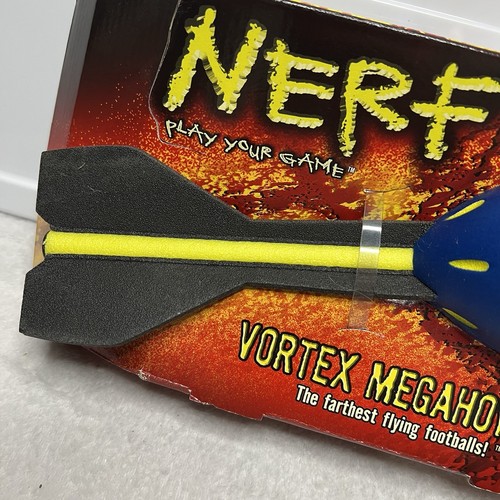 2003 HASBRO NERF PLAY YOUR GAME VORTEX MEGA HOWLER FLYING FOOTBALL NEW - Picture 5 of 11