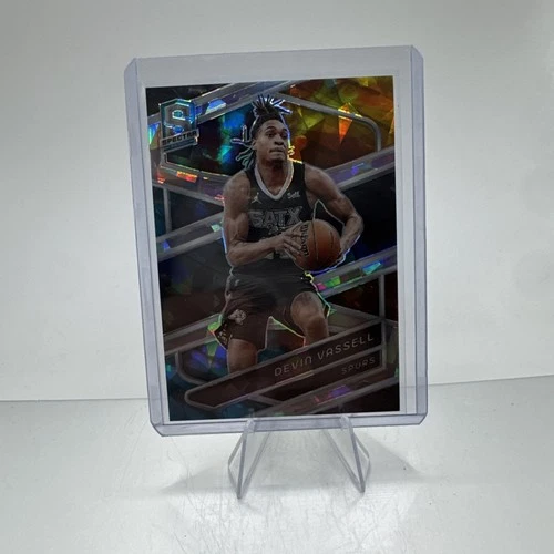 2023-24 Panini Spectra Devin Vassell #3 Astral Prizm /49 Spurs