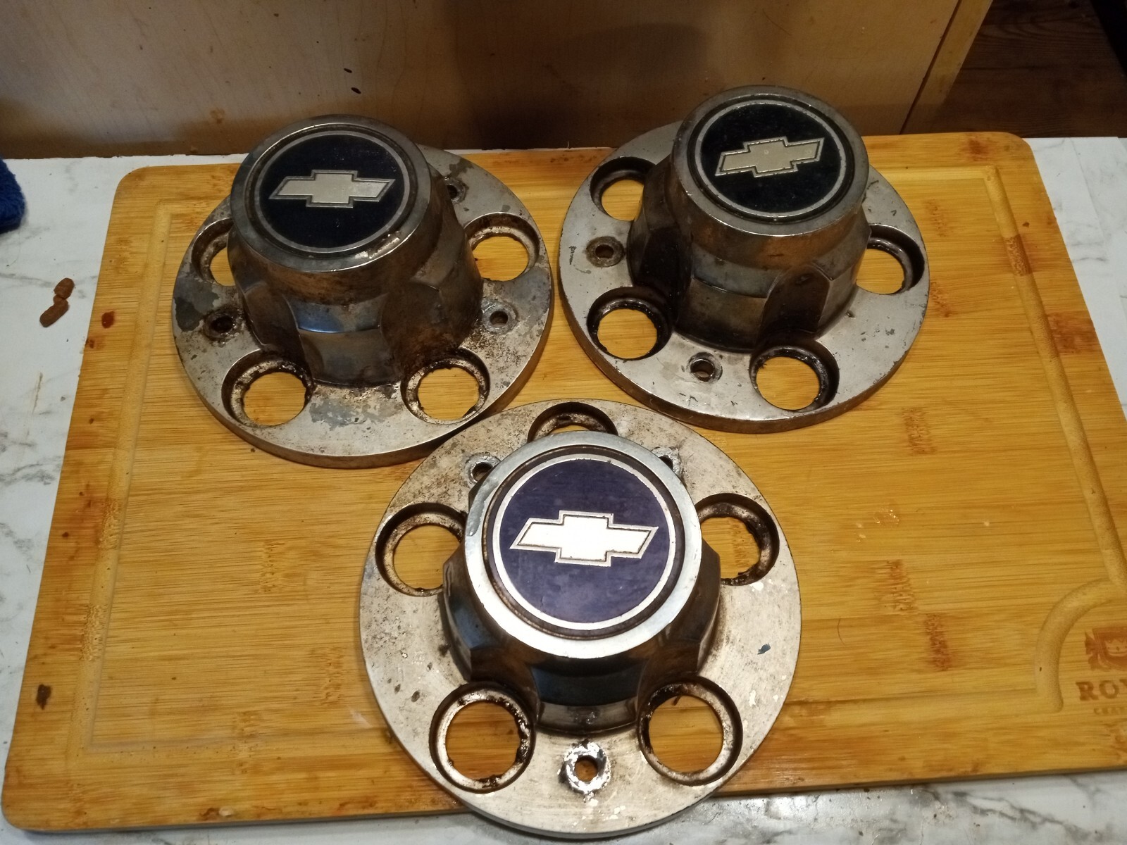 197387 CHEVY Truck Rally Wheel 5 Lug CENTER CAP CGrade eBay