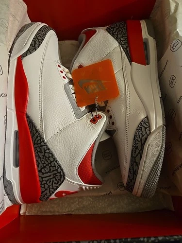 Air Jordan 3 Retro "FIRE RED", 2022 - Size 12 - DN3707 160, New w/Box
