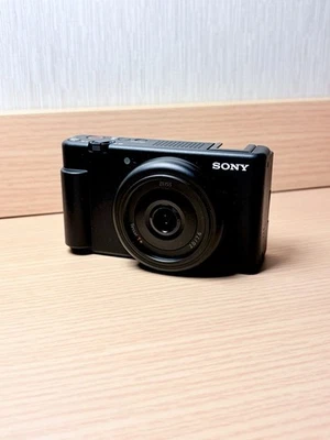 Sony Cyber-shot ZV-1 20.1MP Compact Digital Vlog Camera