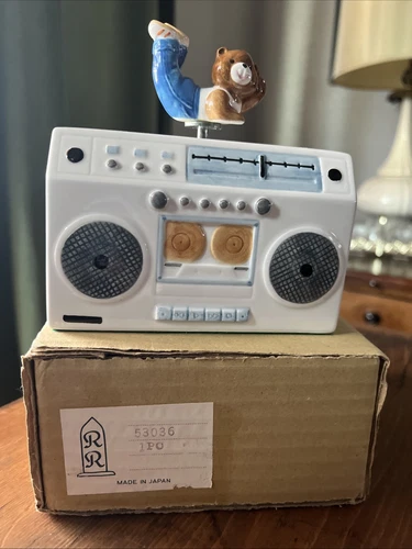 1984 Ceramic Music Box Flash Dance Boom Box Break Dancing Bear W/ Box Roman Inc
