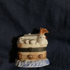 Noah  s Ark Miniature Hinged Trinket Box