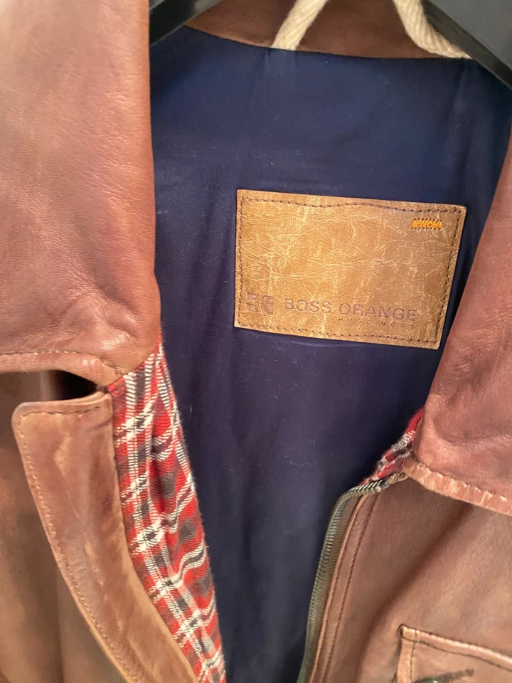 Mens vintage brown leather Hugo Boss bomber jacket XL (52) - Image 2 of 4